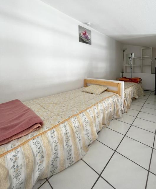 4 Personnes Piscine 300 4pb287 Apartment *
